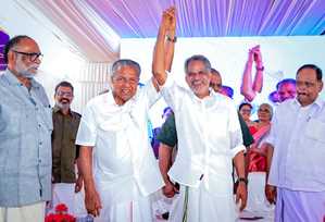 सीएए को लेकर केरल सीएम का कांग्रेस पर हमला